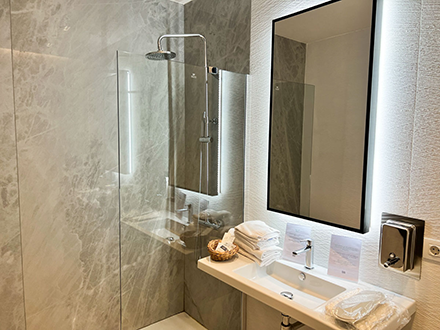 Luxury, clean bathroom in VIP lounge Sala Joan Miro.