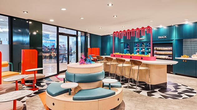 Atlanta GA International ATL Concourse F