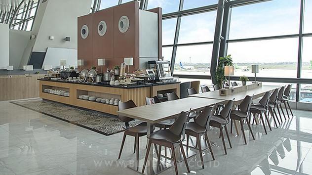 Blue Sky Premier Lounge