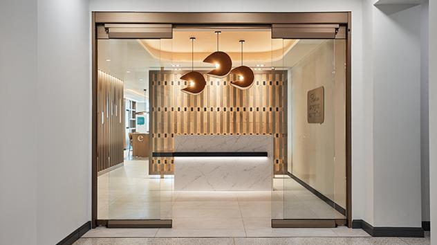 Cincinnati OH Cincinnati/Northern Kentucky Intl CVG Concourse B