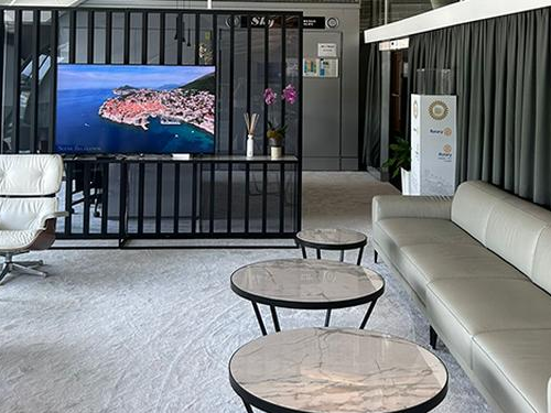 Sky Lounge