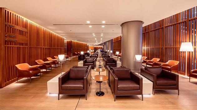 Al Maha Lounge (South Node)