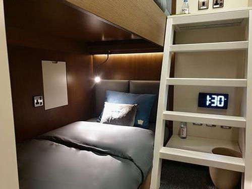 Sleep 'n Fly - (yawn Bunk Cabin Off Peak 08:00-21:59) - 3-6hr Stay (Terminal 3 Concourse B)