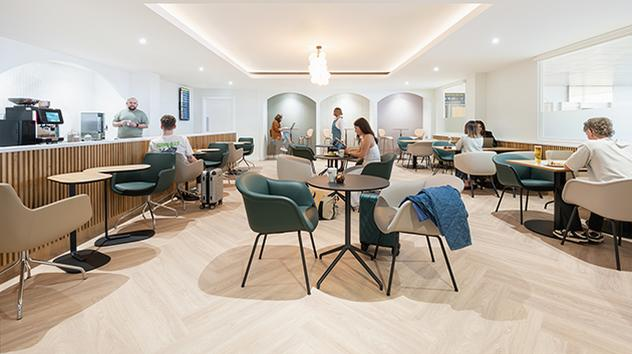 Escape Lounges