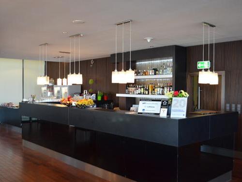 Executive Lounge