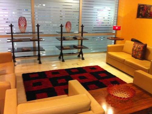 Pall Lounge
