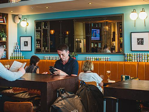 The Globe Pub & Kitchen