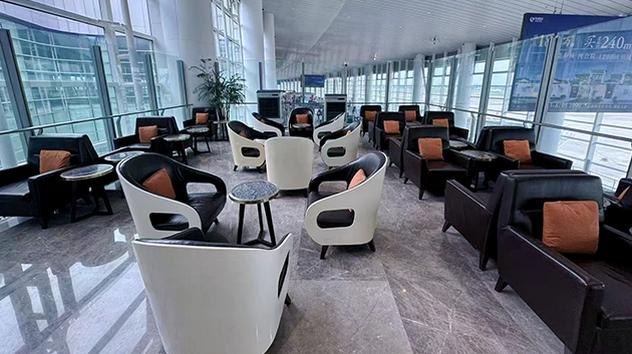First Class Lounge