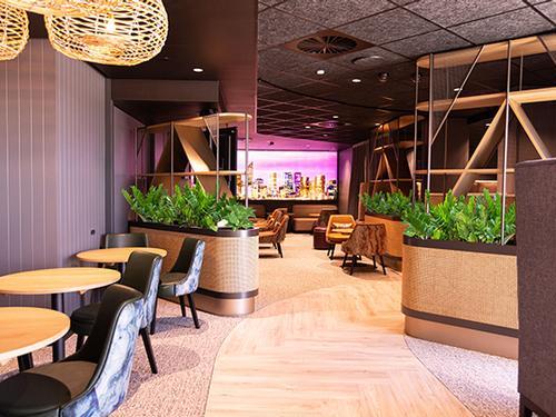 International Aspire Lounge