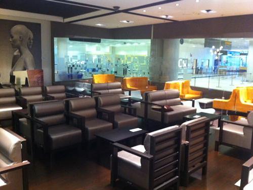 Premium Lounge
