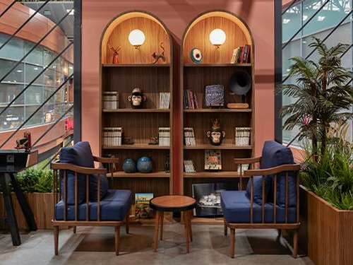 Kepler Hotel & Lounge