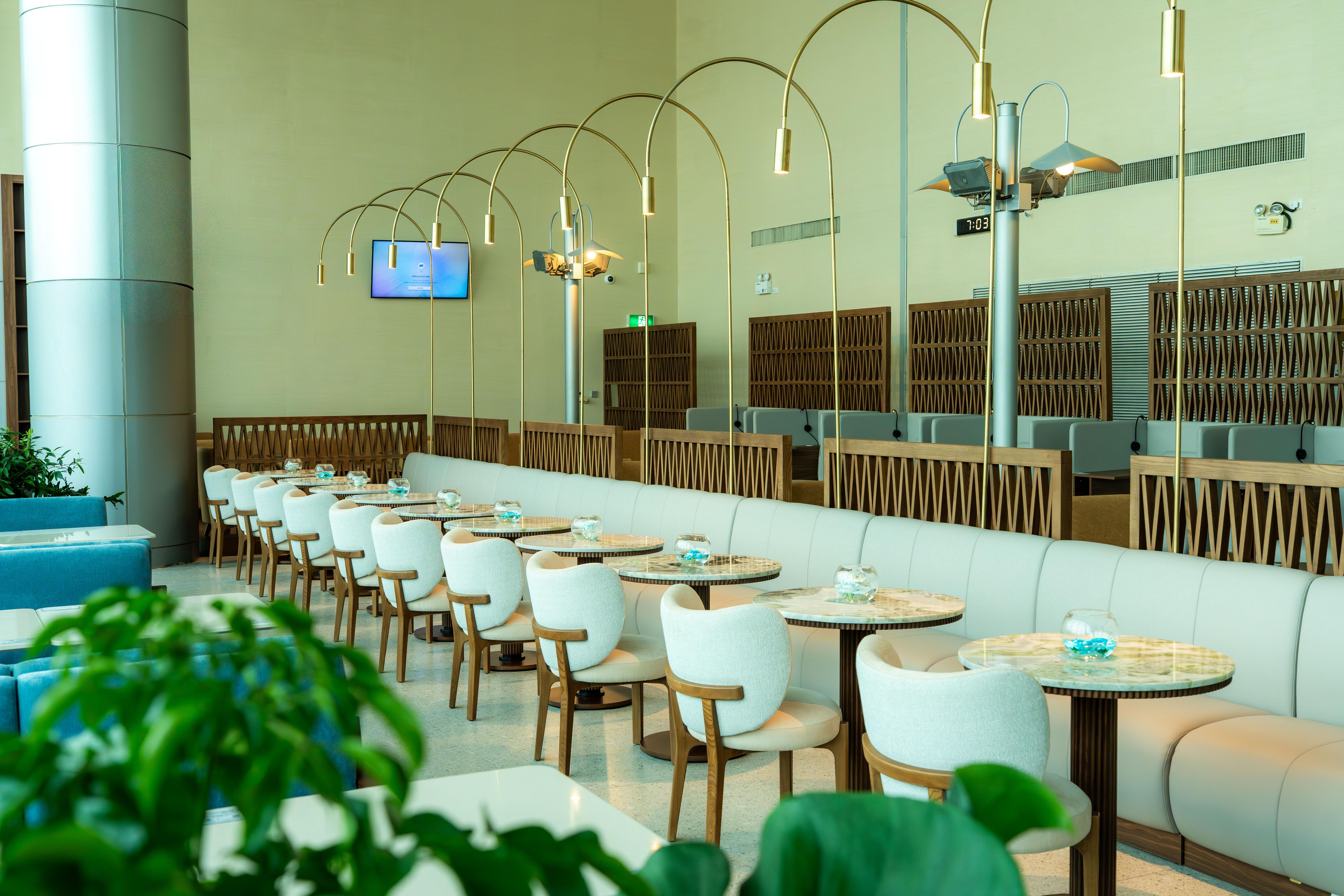 Rose Business Lounge