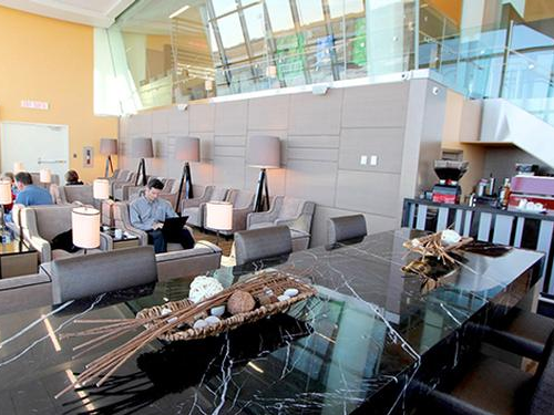 Plaza Premium Lounge (vuelos transfronterizos a EE. UU.) 