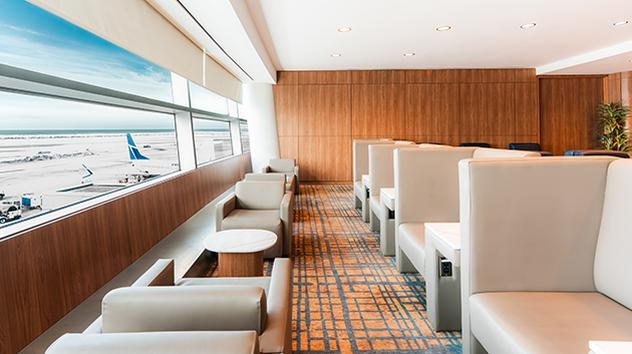 Toronto Lester B. Pearson International YYZ Terminal 3